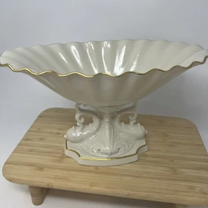 Lenox Aquarius Dolphin Centerpiece Seashell Pedestal Compote 24K Gold Trim USA - Bild 1 von 1