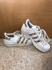 superstar leopard adidas