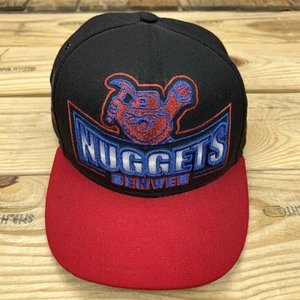 De colección Denver Nuggets 9FIFTY Gorra Snapback New Era NBA Roja Negra Logo Retro - Imagen 1 de 7