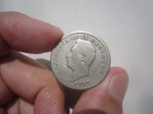 1925 EL SALVADOR 10 CENTAVOS - Picture 1 of 2