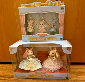Sylvanian Families Exhibition 40th Luxury dress pair Excellent Dress set - Picture 1 of 7
