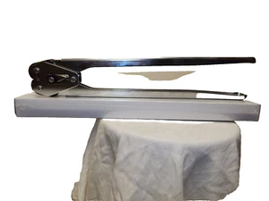 1/2" crimper  sealer for plastic strapping w/ long handles uses open metal seals - Picture 1 of 3