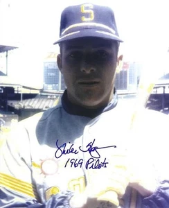 Signed 8x10 MIKE HEGAN Seattle Pilots Autographed photo - COA - Picture 1 of 1