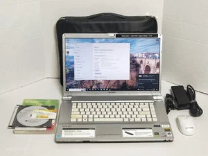 SONY VAIO FW Series C2D/4GB/128GB SSD/16.4"/Blue-Ray/WIN10/Office 2007/Adobe CS3 - Picture 1 of 19