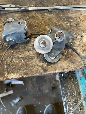 1948 Frazer Manhattan Kaiser  wiper drive and tensioner - Image 1 of 2