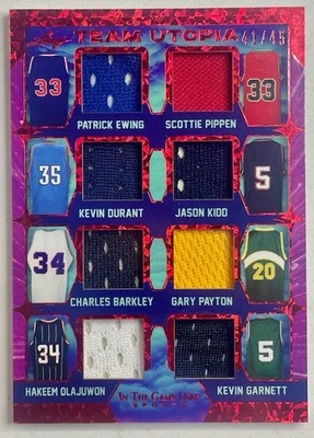 2022 Team Utopia Red #TU-06 Olajuwon Ewing Pippen Durant Garnett Barkley /45 - Imagem 1 de 3
