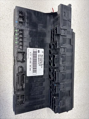 2007 MERCEDES-BENZ E350 SAM FUSE BOX RELAY CONTROL MODULE 2115455301 OEM - Image 1 of 4