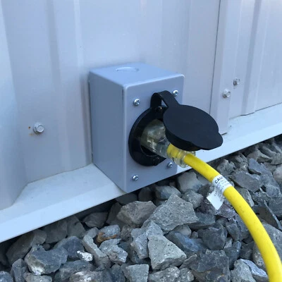 Journeyman-Pro 5278-CWP Straight Blade Power Inlet Receptacle, 15A 110 120 125 V - Image 1 of 4