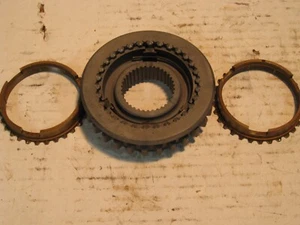 66-67 Saginaw 4 speed 1st-2nd Synchro assembly ( 1st Design ) Nice Used w/Rings - Bild 1 von 7