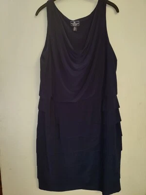 Vestido American Living azul marino en capas talla 16 Foto 1 de 4