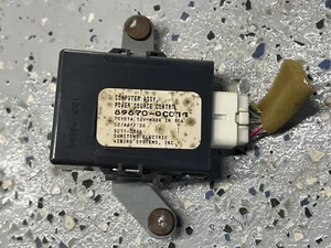 2010-2011 Toyota Tundra Body Control Module 89670-0C011 - Foto 1 di 2