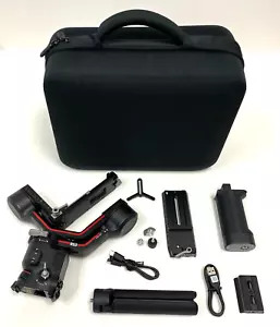 *NEUWERTIG* DJI RS 3 3-Achsen Gimbal Stabilisator mit Tragetasche & Zubehör *GETESTET* - Bild 1 von 11