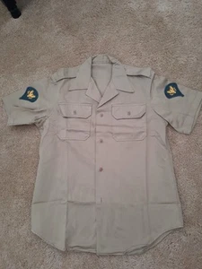 Vietnam War U.S. Army Khaki Uniform Short Sleeve Shirt - Size M - Picture 1 of 3