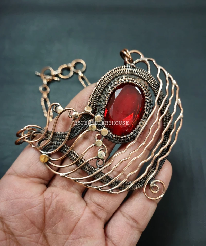 Collar de granate facetado envuelto en alambre de cobre collar colgante piedras preciosas único Foto 1 de 4