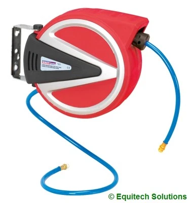 Sealey SA814 Retractable Air Hose Reel 15 Metre 8mm Bore PU Hose Wall Mount - Image 1 of 4