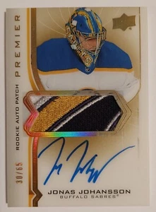 JONAS JOHANSSON 2020-21 UD PREMIER #AR-JJ GOLD ROOKIE PATCH AUTO /65 SABRES  A2 - Imagen 1 de 3