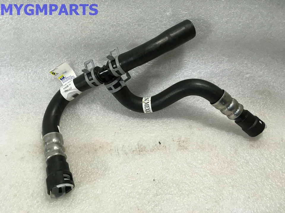 MANGUERA CALENTADOR ENTRADA SATURN VUE 2007-2010 NUEVA OEM GM 20765678 Foto 1 de 3