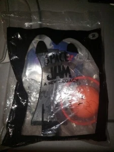 #2 Space Jam A New Legacy Lebron Dunk 2021 Mcdonald's Happy Meal Toy New Sealed - Picture 1 of 2