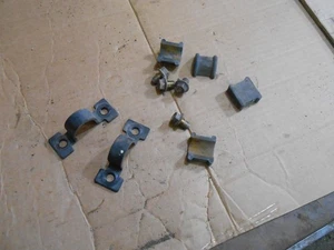 ARCTIC CAT 700 Prowler XTX 2011 11 rear sway bar stabilizer bushings clamp mount - Picture 1 of 2