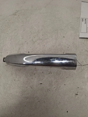 Manija de puerta exterior delantera izquierda usada se adapta a: Lexus ES330 2006 montaje puerta delantera Foto 1 de 4