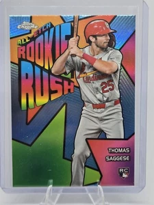 2025 Topps Chrome - All-Etch Rookie Rush Thomas Saggese #CERR-14 (RC) - Bild 1 von 2