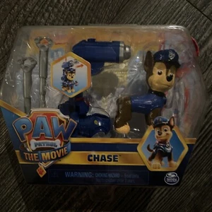 Paw Patrol the Movie Chase Figur mit Aufsatz Welpenpaket Polizeihund - Bild 1 von 5