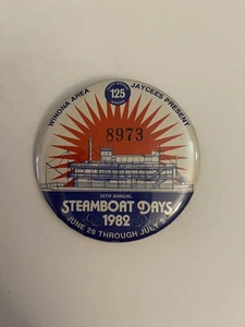 Winona Area Minnesota Steamboat Days 1982 Pin Back Button P33 - Picture 1 of 3