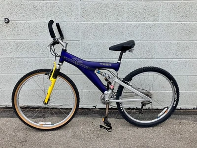 1996 Trek Y11 Full Suspension Carbon Frame Mountain Bike plus Extra Wheels/Tires - Image 1 of 4
