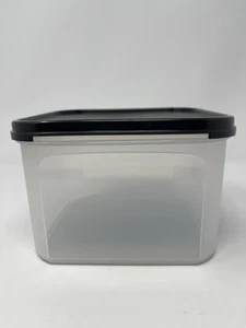 Tupperware Modular Mates 11 Cups / Square Pantry Container #2 Black Seal New - Picture 1 of 9