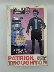 Doctor Who Comet Miniatures 1:8 Scale Patrick Troughton Vinyl Model Kit 1993 - Foto 1 di 17