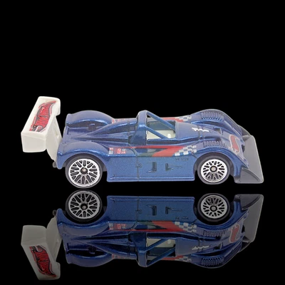 Hot Wheels 2000 Riley & Scott MK III Blue #039 Diecast Race Car - Image 1 of 4