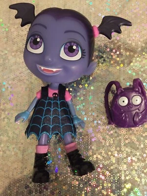 Disney Junior Vampirina Doll With Bootastic Backpack — 第 1/4 张图片