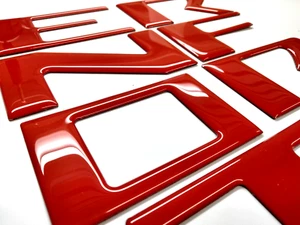 3D ROJO ABOVEDADO ELEVADO DELANTERO GRL INSERTAR CARTA PARA NISSAN FRONTIER 2022-24 HECHO EN EE. UU. - Imagen 1 de 3