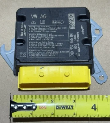 VW JETTA MK7 5Q0959655 RESTRAINT DIAGNOSTIC COMPUTER MODULE SRS UNIT 2019-2023 - Image 1 of 4