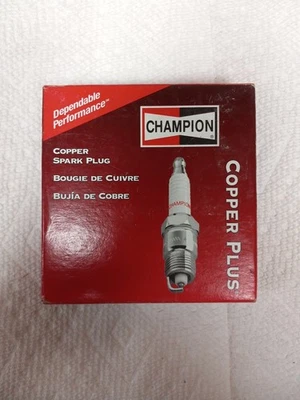 New Set of 4 Champion Copper Plus Spark Plugs 470 RE14MCC5 - Image 1 of 4