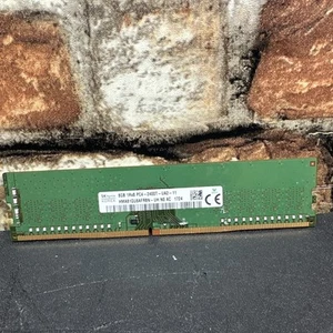 SK Hynix HMA81GU6AFR8N-UH 8GB 1Rx8 pC4-2400T-UA2-11 / No AC / 1724 ECO. - Picture 1 of 4