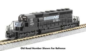 Scala N - Locomotiva diesel Kato EMD SD40-2 Norfolk Southern - 176-4826 NUOVO - Foto 1 di 1