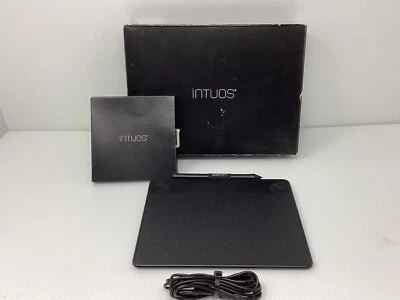 Wacom Intuos CTH-490 Digital Drawing Tablet - Image 1 of 4