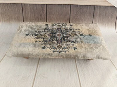 Reading stand Floor table Bed step stool Foot riser Under desk pouf Office gift - Image 1 of 4