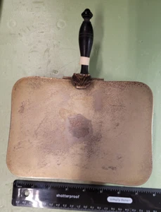 Vintage versilberter Pfannendeckel Krümelfänger Holzgriff - keine Spuren - England? - Bild 1 von 6