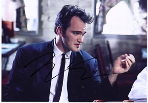 QUENTIN TARANTINO FIRMATO in Serbatoio Cani 8x12 FOTO AUTOGRAFATA con COA - Foto 1 di 5