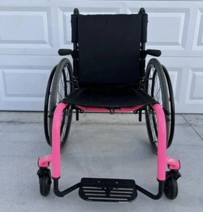 Tilite Aero Z Custom Wheelchair 18L X 19W - Picture 1 of 5