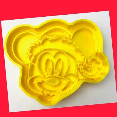 EVERYTHINGFORCAKES Micky Mouse Christmas Cookie Cutter Pastry Icing Fondant Topper Cupcakes Dough