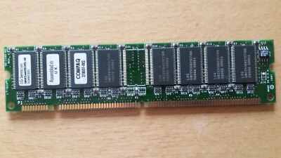 LG Semicon, GMM2644233CNTG-10K (32MB SDRAM  66Hz DIMM 168-pin)  - Image 1 of 2
