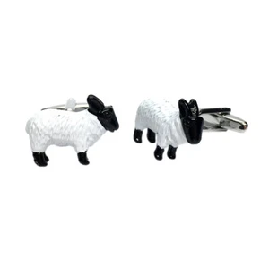 Plate Enamelled White Sheep Cufflinks in a Cufflink Box X2AJ131 - Picture 1 of 1