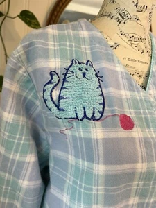 Stan Herman Blue Teal Kitty Cat Chenille Kitten Plaid Flannel NightGown. Size M - Picture 1 of 5