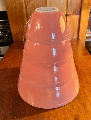 Vintage Pyrex Nesting Mixing Bowls Flamingo Pink  401, 402, 403, 404 Good shape! - Image 1 of 4