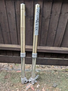 Horquillas de suspensión delantera Yamaha YZ250 2001 (usadas) YZL2/YZR2 - Imagen 1 de 16