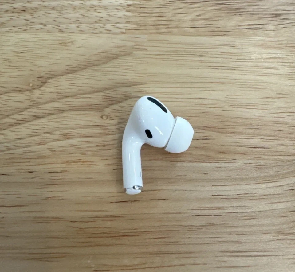 Apple AirPods A2084 Pro 1st Gen Pro Left Earbud Only Genu Tested Works NO EARTIP - Image 1 of 4