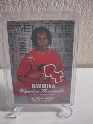 2005 Topps Roddy White Bazooka Rookie Threads Jersey Card - Image 1 of 2